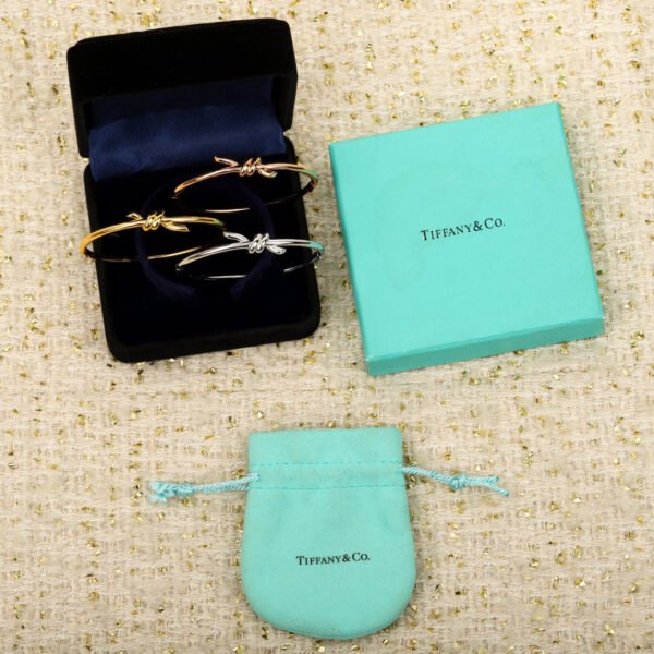 TIFFANY - Image 3