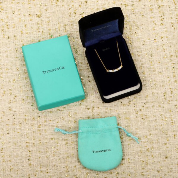 TIFFANY - Image 3