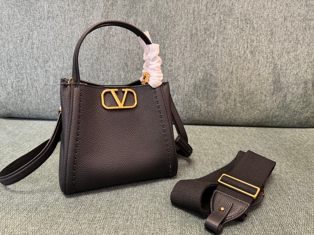 Valentino Bag - Image 3