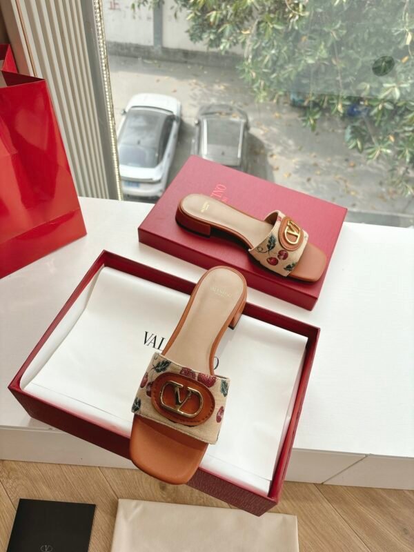 Valentino women - Image 4