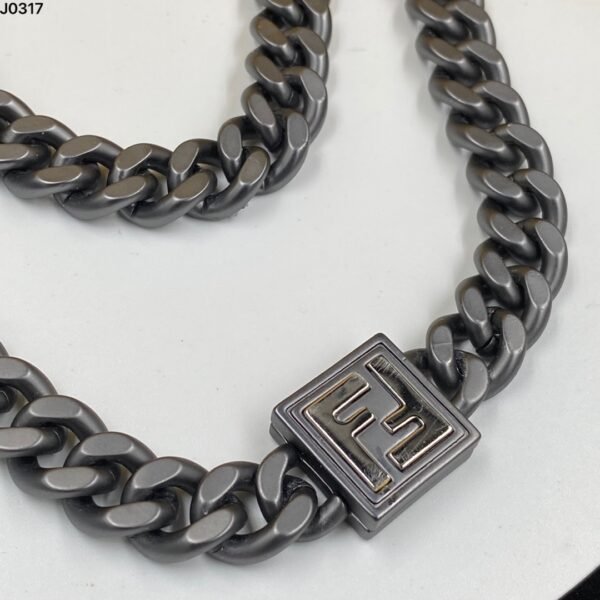 FENDI - Image 3