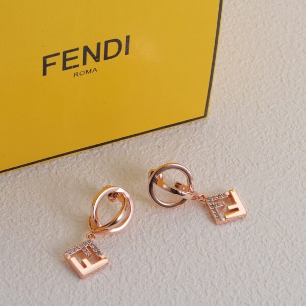 FENDI - Image 3
