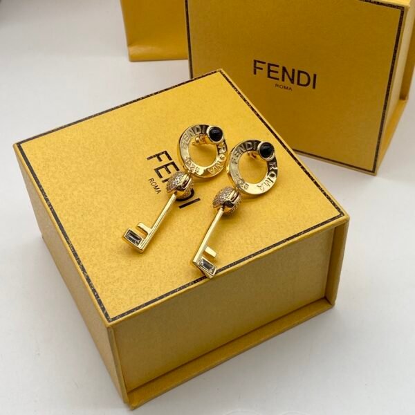 FENDI - Image 3