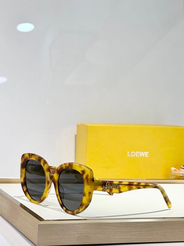 Loewe - Image 3