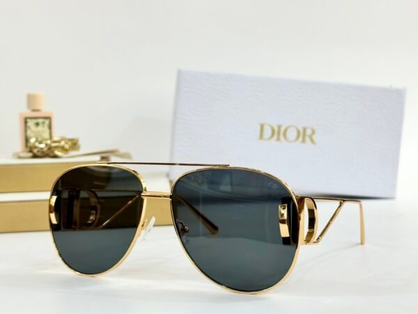 Dior - Image 3