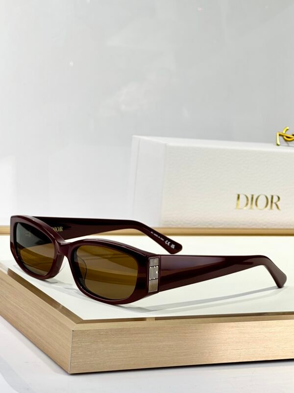 Dior - Image 3