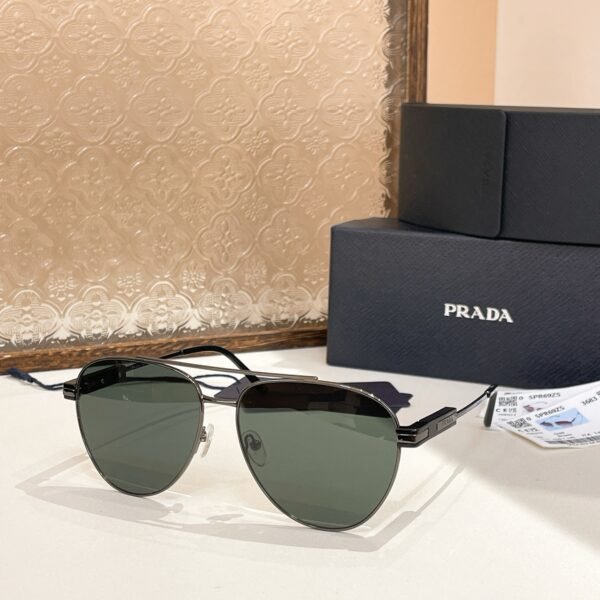 PRADA - Image 3