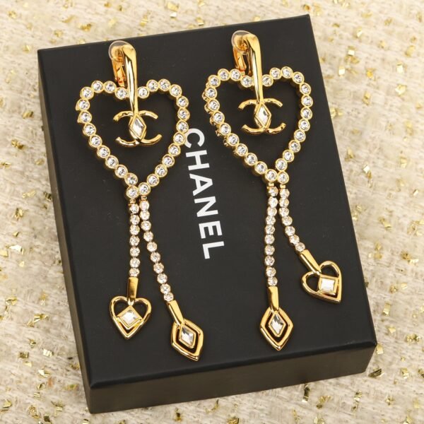 Chanel - Image 3