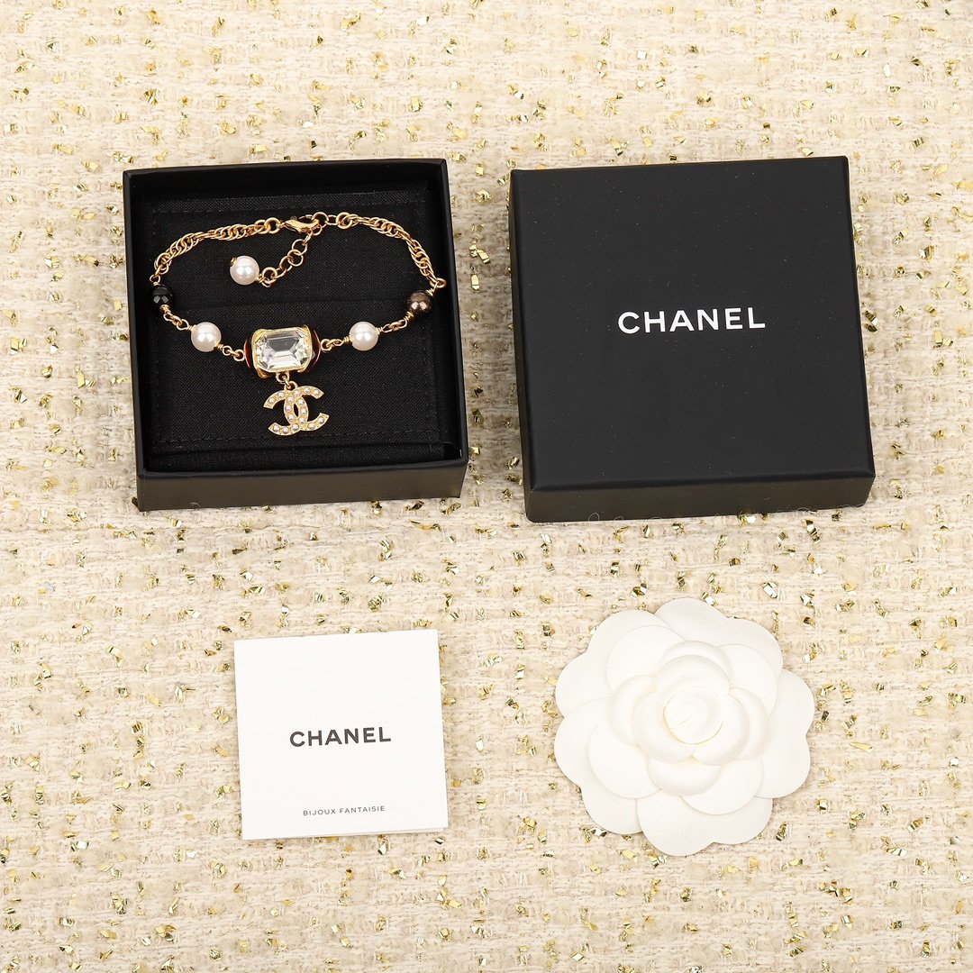 Chanel - Image 3