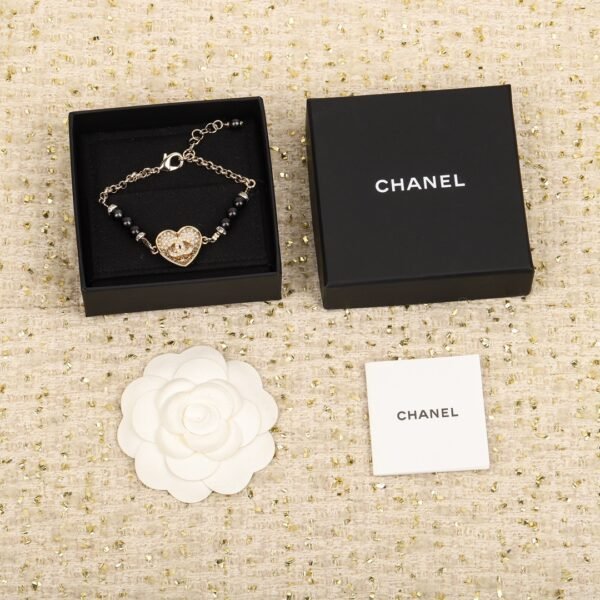 Chanel - Image 3