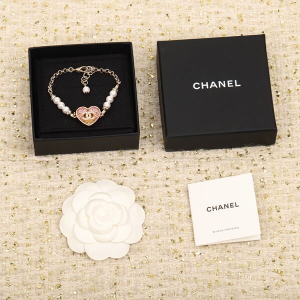 Chanel - Image 3