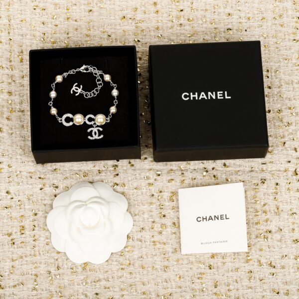 Chanel - Image 3