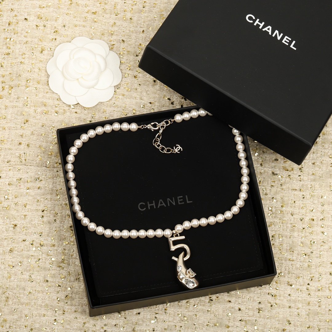 Chanel - Image 3