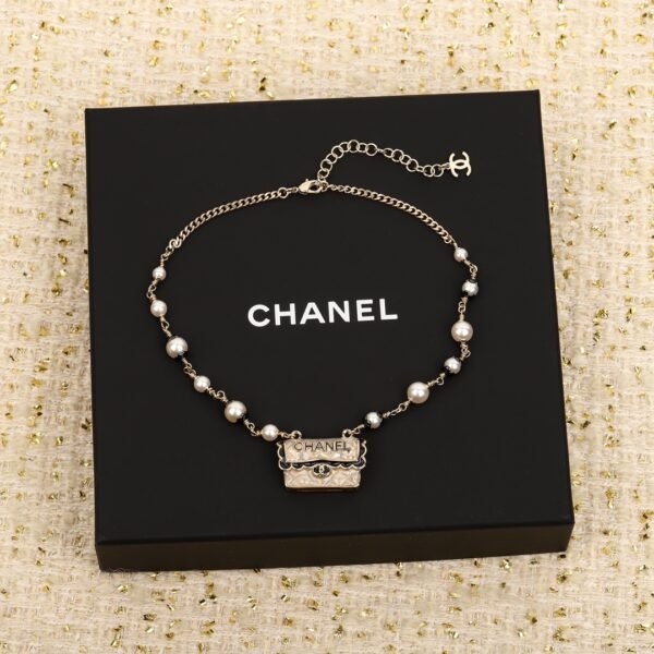 Chanel - Image 3