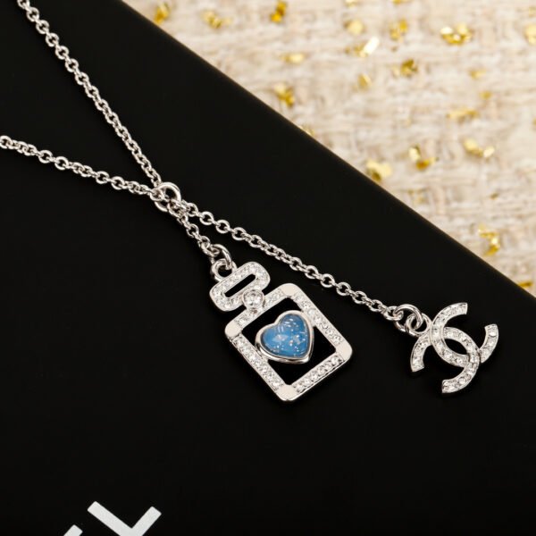 Chanel - Image 3
