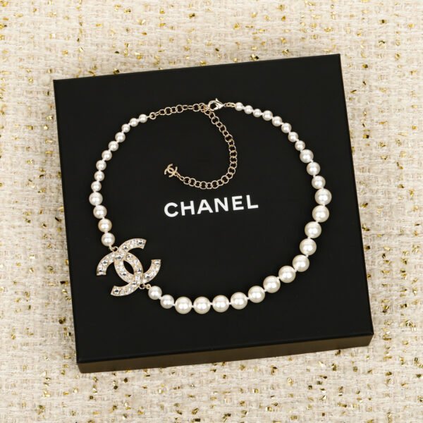 Chanel - Image 3