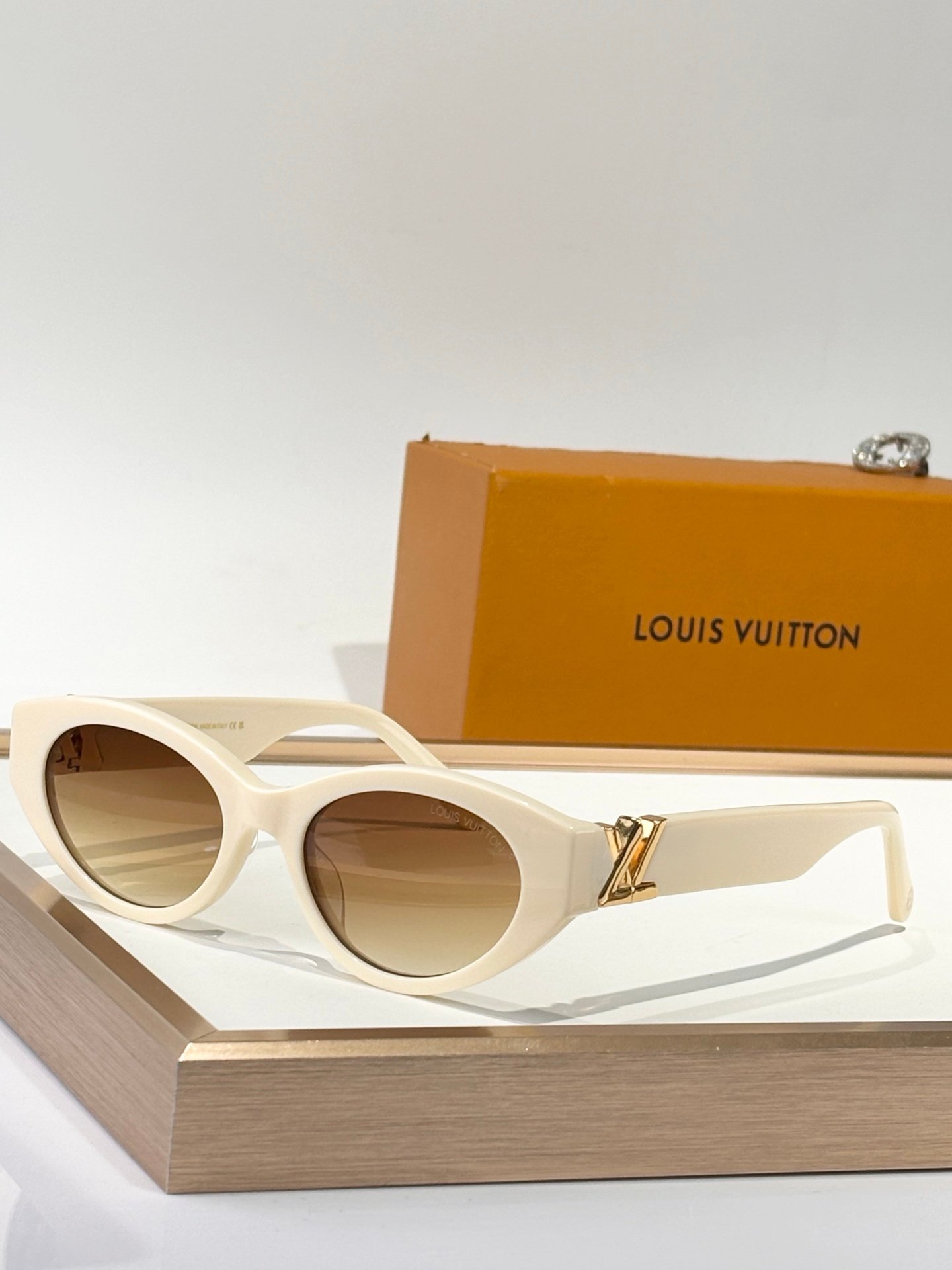 LV