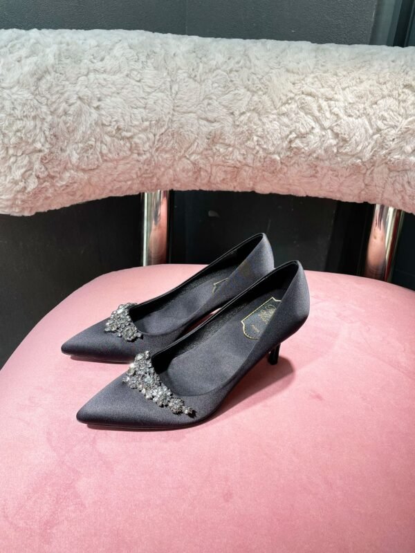 Roger Vivier - Image 7