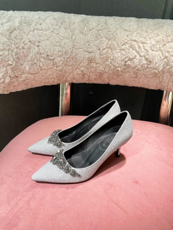 Roger Vivier - Image 7