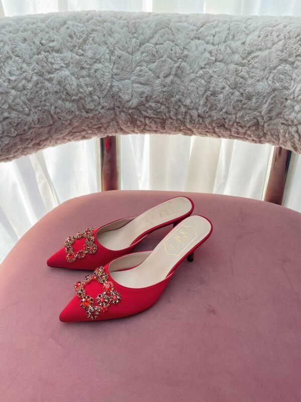 Roger Vivier - Image 7