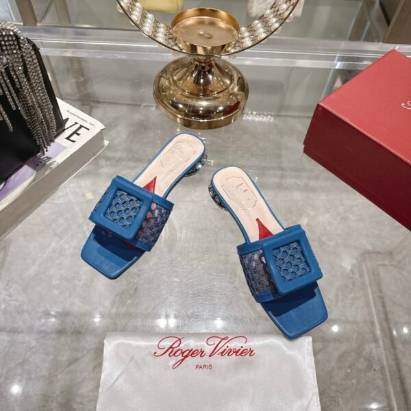 Roger Vivier - Image 7