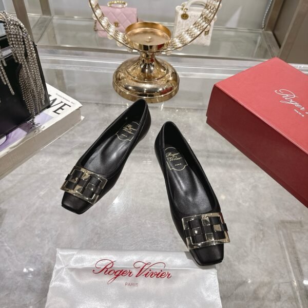 Roger Vivier - Image 7