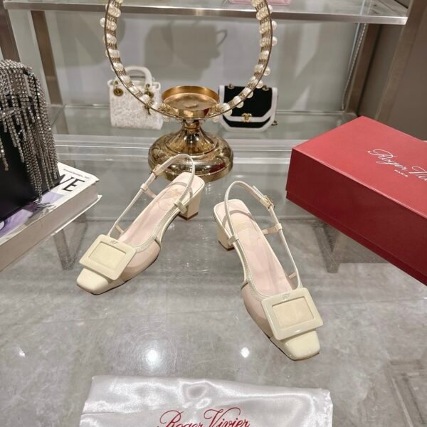 Roger Vivier - Image 7