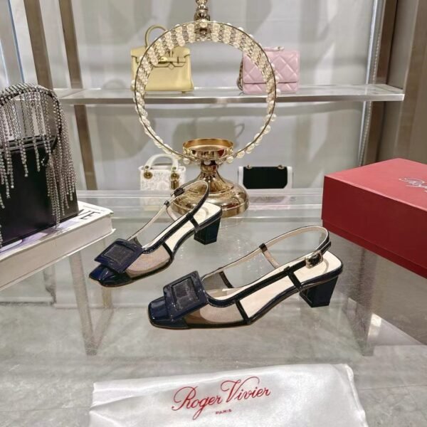 Roger Vivier - Image 7