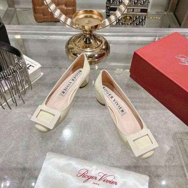 Roger Vivier - Image 7