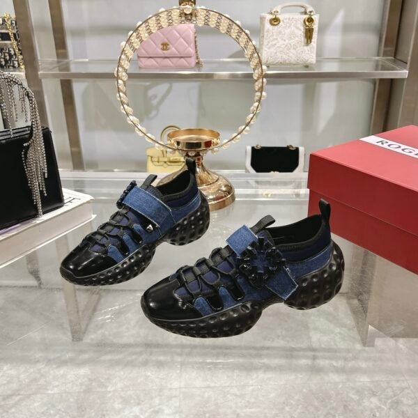 Roger Vivier - Image 7