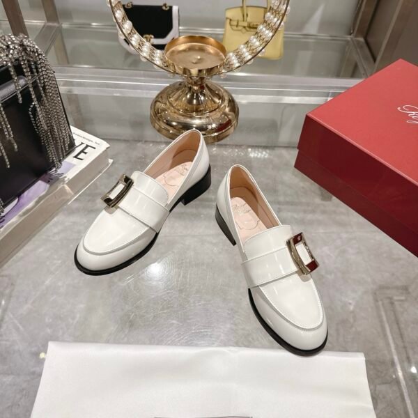Roger Vivier - Image 3