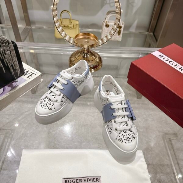 Roger Vivier - Image 3