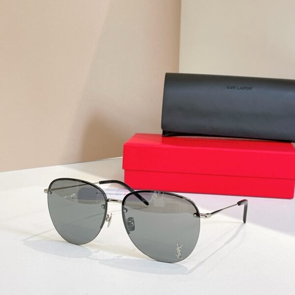 YSL - Image 3