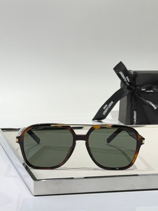 YSL - Image 3