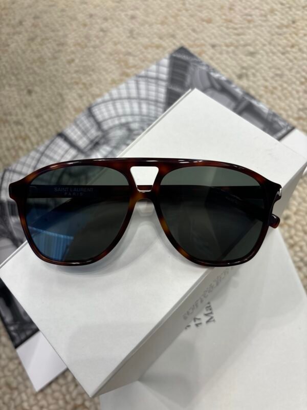 YSL - Image 3