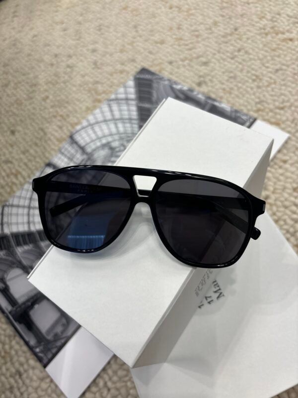 YSL - Image 3