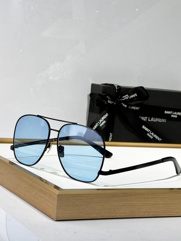 YSL - Image 3