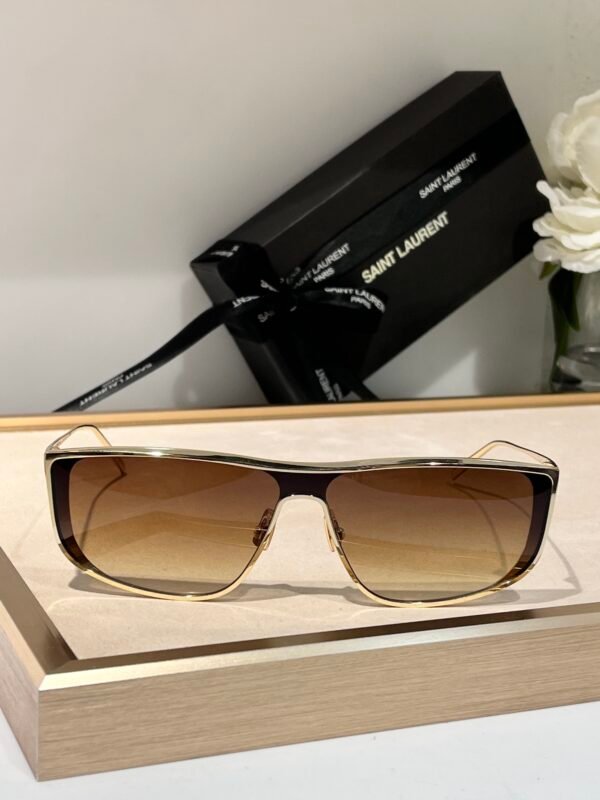YSL - Image 3