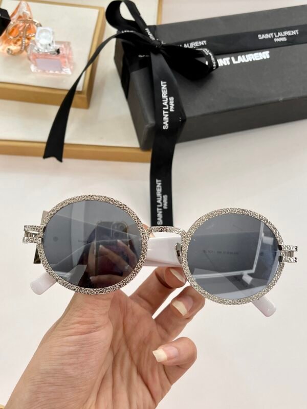 YSL - Image 3