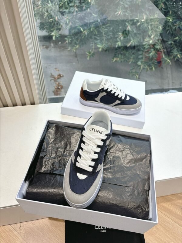 CELINE - Image 3