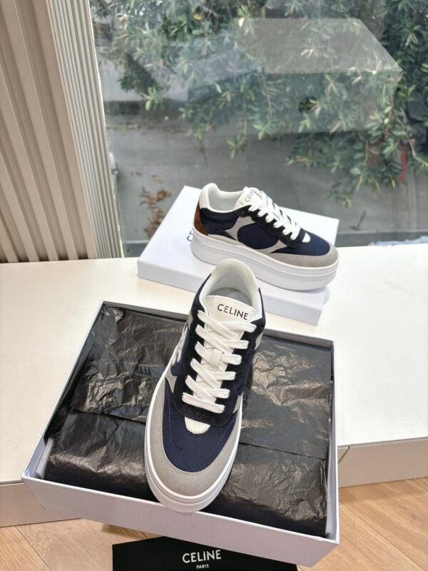 CELINE - Image 3