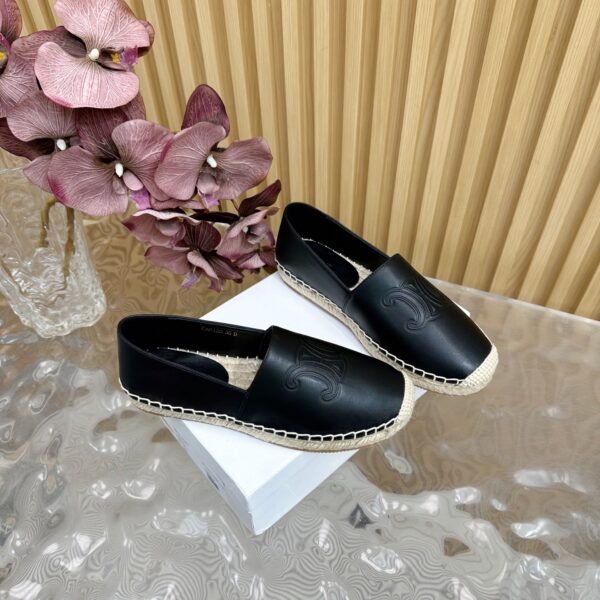 CELINE - Image 3