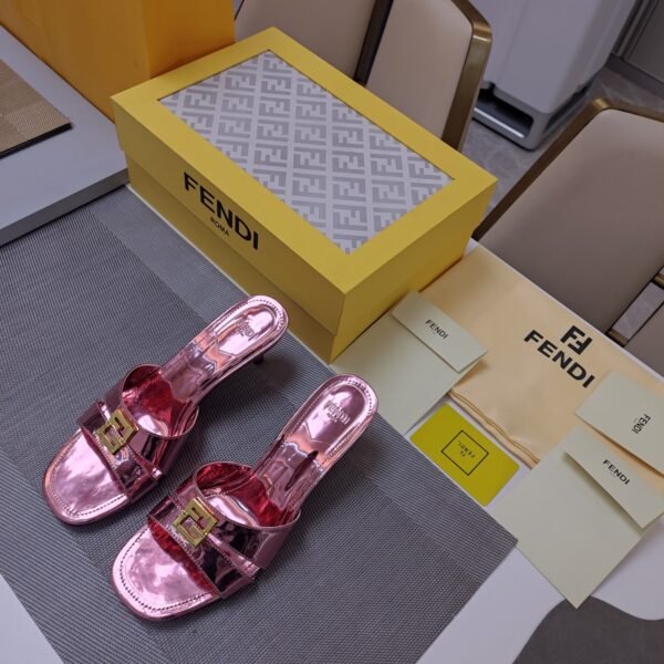 FENDI - Image 3
