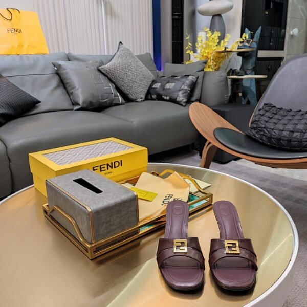 FENDI - Image 3