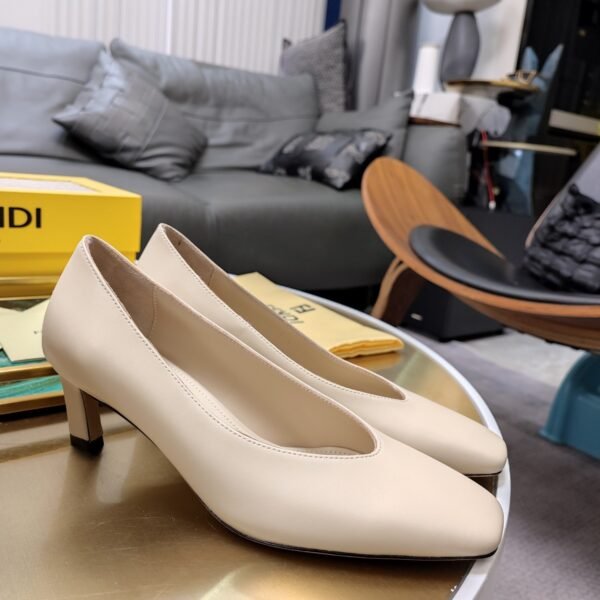 FENDI - Image 3