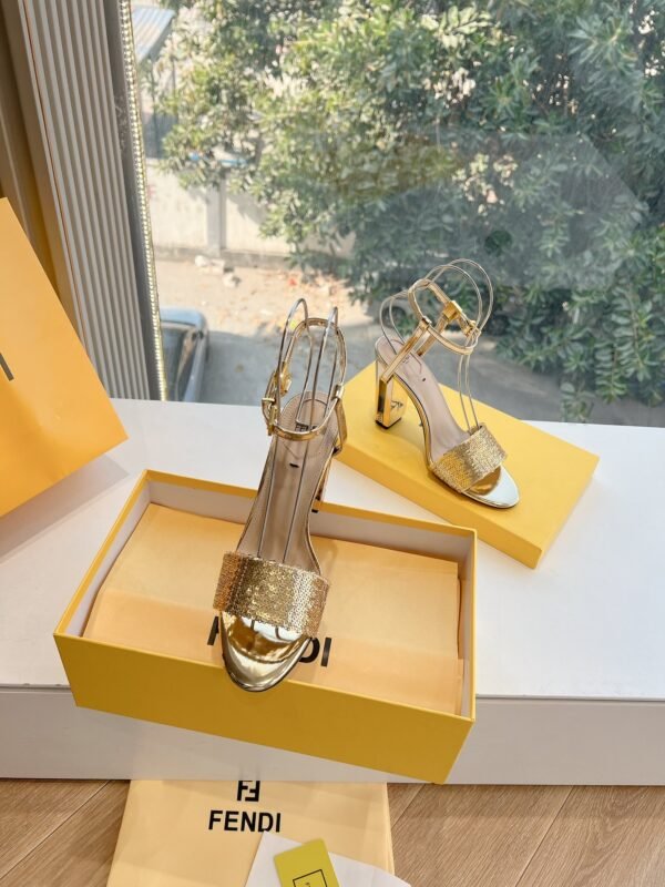 FENDI - Image 3