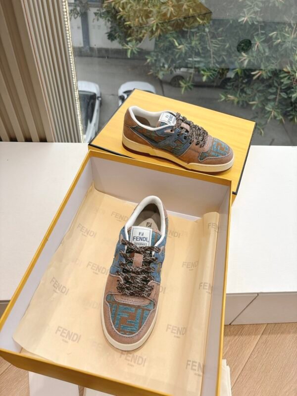 FENDI - Image 3