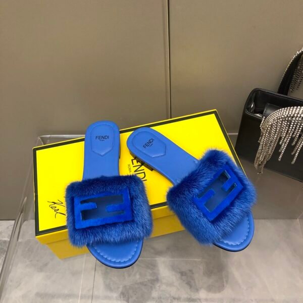 FENDI - Image 3