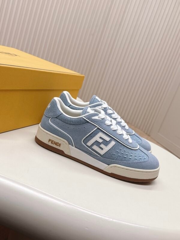 FENDI - Image 3
