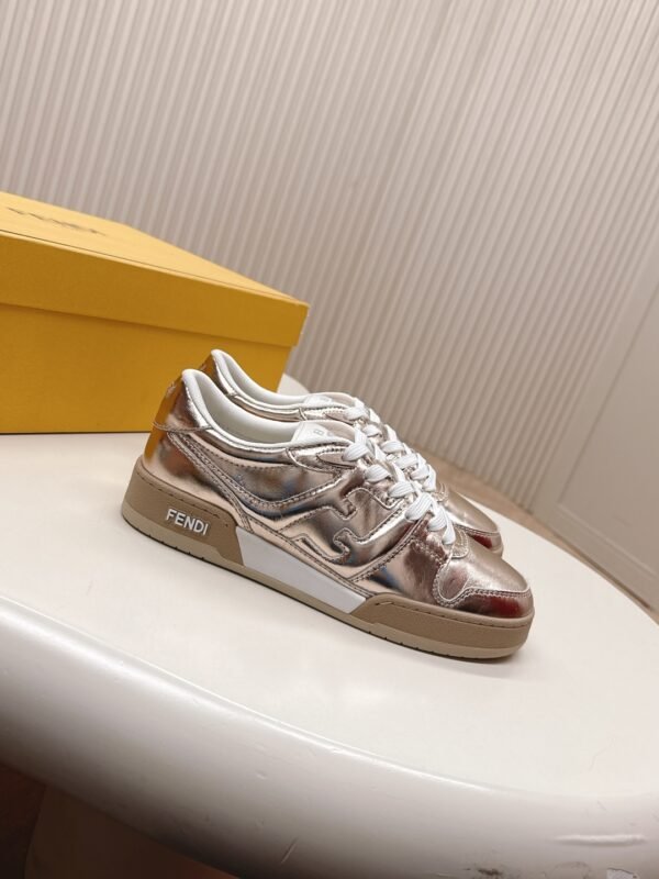 FENDI - Image 3